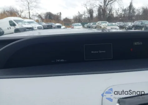 2016 Toyota Prius Three z USA, uszkodzony, nr VIN JTDKARFU4G3506394